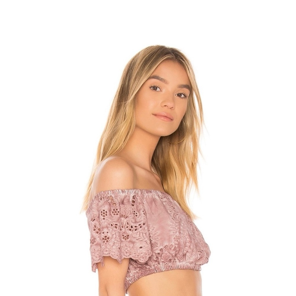 Flirty Boho Vibes ✨ YFB Off-Shoulder Eyelet Crop Top (NWT) Size Small - Picture 2 of 3
